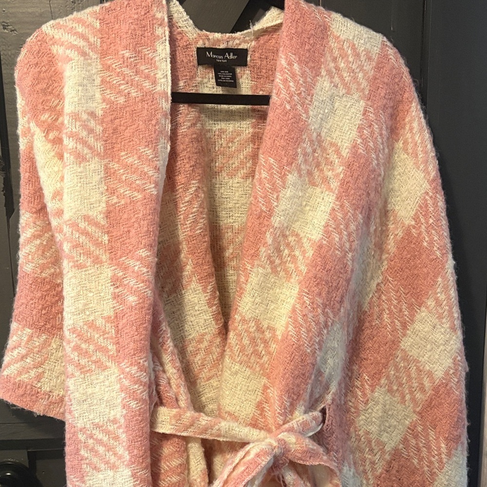 Marcus Adler Pink and White Checkered Tie Shawl/Wrap